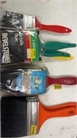 Assorted paint brushes 2pc 100mm,3pc 76.2mm,1pc