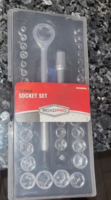 RoadPro 40-Piece SAE/Metric Socket Set