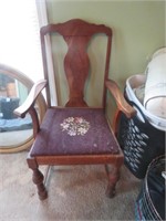 CHAIR WITH UPHOLSTERED  SEAT