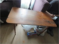 EARLY OAK SEWING TABLE