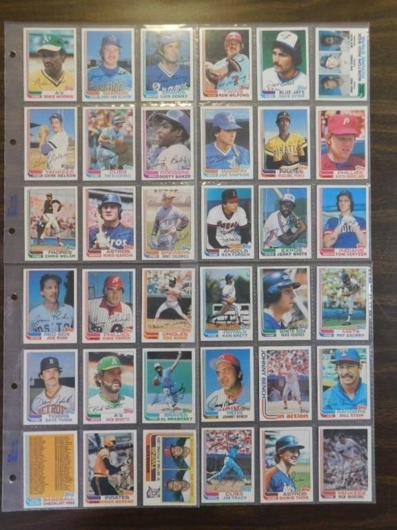COLLECTIBLES - VINTAGE BASEBALL CARDS AND ANTIQUE FISHING LU