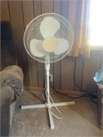 Oscillating Electric fan