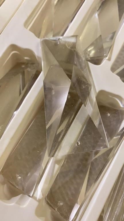 16 Swarovski Strass Chandelier Crystals