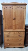 Beuatiful Solid Wood Storage Cabinet 40x20