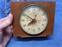 Old Telechron elec. clock (brown)