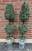 Lighted Topiaries *Not Tested* Rust on Buckets,