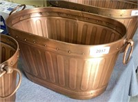 Brass colored ice bucket/Wash bin