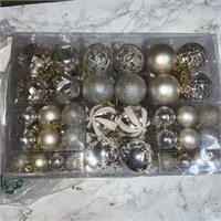 Silver/Gold Xmas Tree Ornament Set
