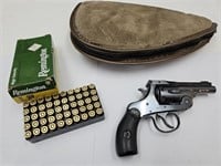 Harrington & Richardson 32 S&W Pistol GUN & Ammo