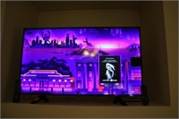 40" Sanyo tv with remote and roku
