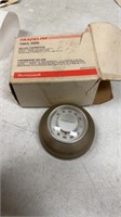 ( Dented packaging ) DELUXE THERMOSTAT
SWITCH