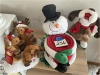 Three singing Christmas decorations
