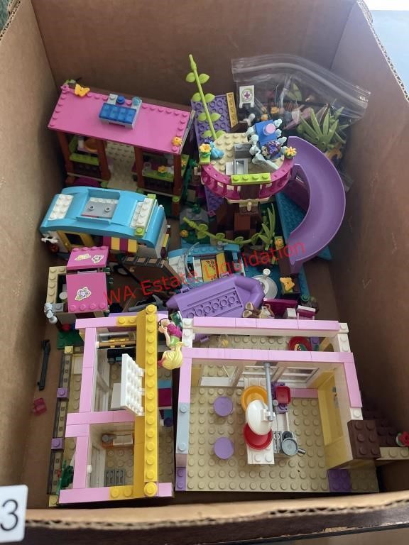 Multiple Lego Sets Box Lot (dining room)