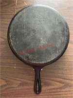 Wagner Ware Cast Iron (Dining Room)