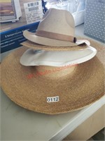 Sun Hat Lot (dining room)