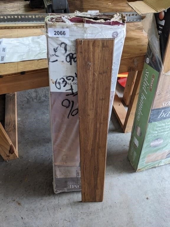 Wood Flooring Pieces
