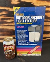 Deluxe Outdoor Security Light