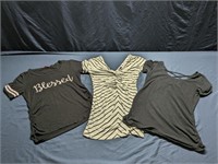 (3) S Short sleeve shirts - Women's Maternity
