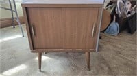 Vintage Stereo Record Cabinet/Nightstand