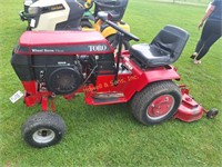 Toro/Wheelhorse 312-8spd  42" mower Garden Tractor
