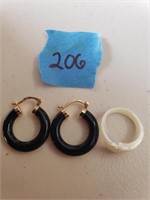 14k Gold earrings with black oxyn hoops