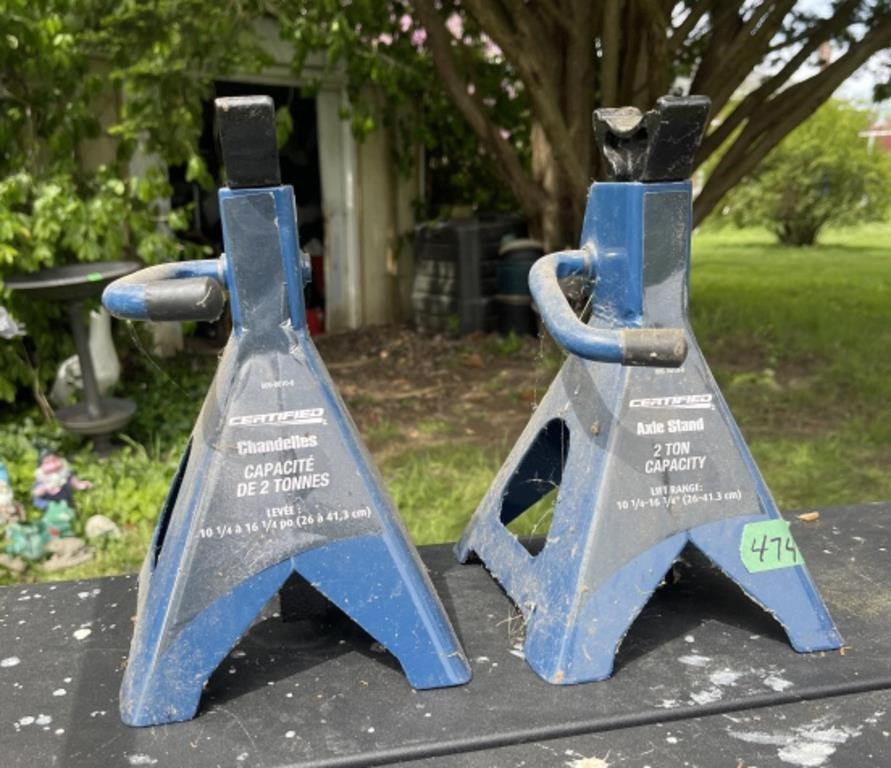 2 Certified axle stands- 2 Ton capacity