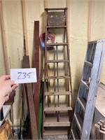 8' Wood Ladder