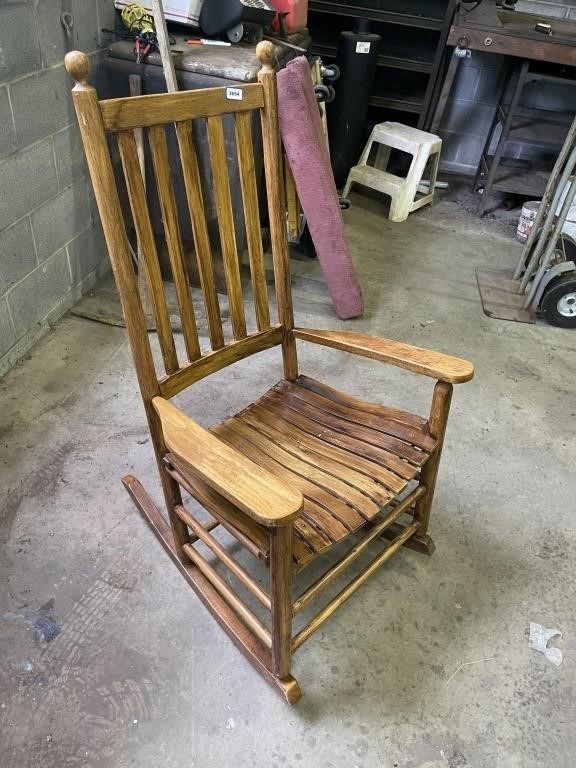 Beautiful Porch Rocking chair 20" seat