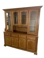Beautiful Oak Sideboard With Lighted Top Display