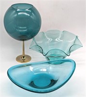 (H) Aquamarine bowls, tallest 11in h