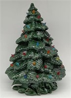 (O) Vintage Ceramic Christmas tree with base by