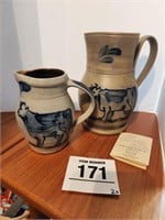 V. cool Rowe Pottery Works cow pitchers - lgst is