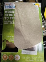 Magnetic strech to fit