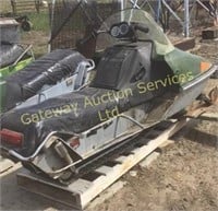 Skiroule 440 snowmobile 2293 miles showing