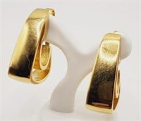 (H) Trifari Goldtone Clip-on Earrings (1" long)