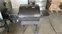 Camp Chef Grill Charcoal Pellet ***APPEARS NEW,