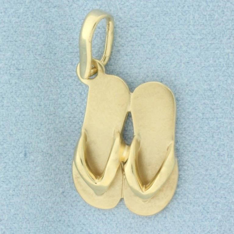 Flip Flops Pendant in 14k Yellow Gold