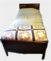 Antique Mahogany Twin Bed