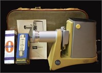 Vintage Leitz Wetzlar Prado S Projector w/ Case