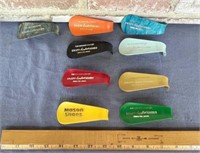 (9 PIECES) ADVERTISING SHOE HORNS