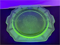 Green uranium Glass Plate