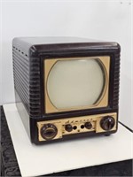 1950 ADMIRAL TV  BAKELITE - MODEL # 10X12X