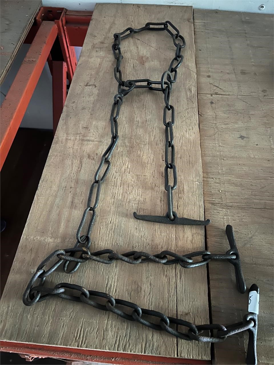 LOT OF VINTAGE CHAINS