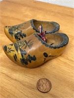 4" Hand Carved Holland Clogs