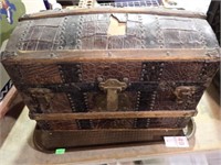 SMALL LEATHER DOME TOP TRUNK 14x9x10
