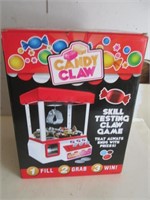CANDY CLAW GAME IN BOX NEW WITH ISSUES