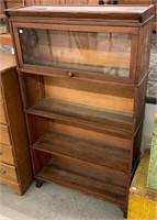 Oak 4 Section Barrister Bookcase (Only 1 Door)