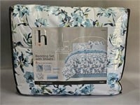 New Home Expressions Queen Bedding Set