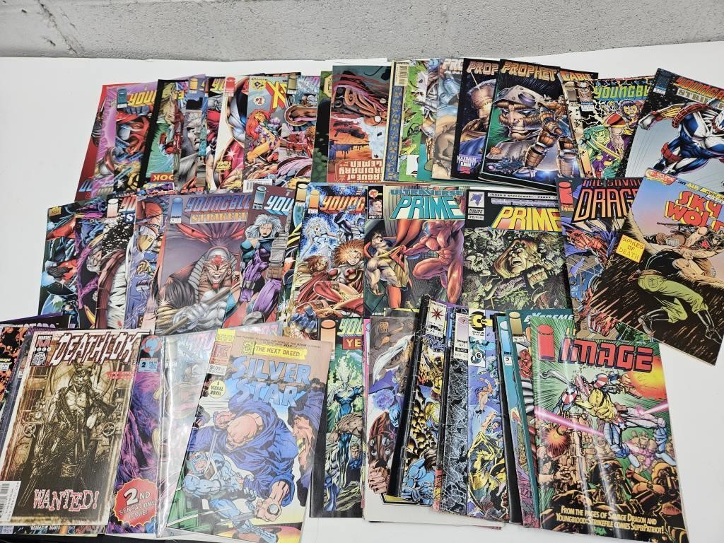 Very Large lot of Comic Books