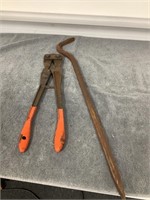 Bolt Cutter and Pry Bar   NOT SHIPPABLE